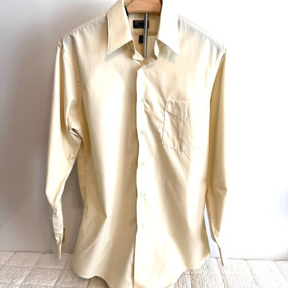 Arrow Men's Fitted Cream Button Down Long Sleeve Dress Shirt Size Medium Career - Picture 1 of 15